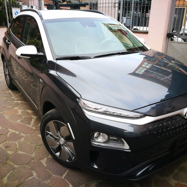 hyundai kona pellicole per rivestimento per auto luxury wrap roma 00002
