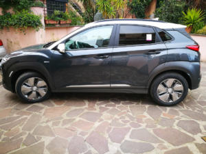 hyundai kona pellicole per rivestimento per auto luxury wrap roma 00005
